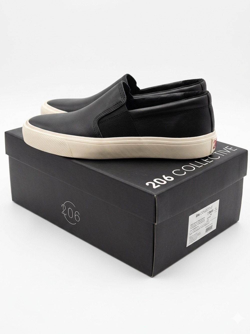 206 Collective Men's Shaw Black Leather Slip-On Fashion Sneakers Size 7 NWT